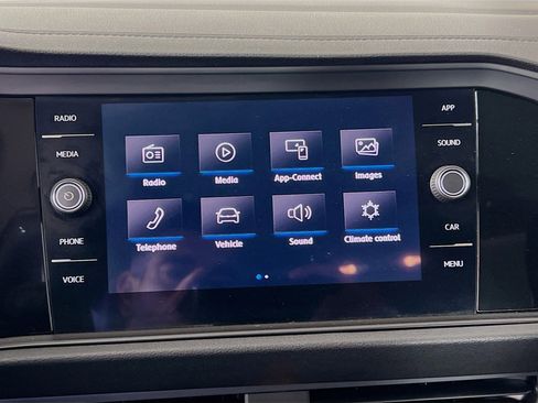 Used 2019 Volkswagen Jetta SEL image 13