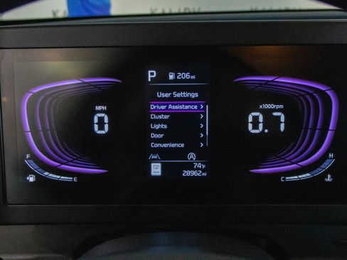 Used 2025 Kia Sportage LX image 14