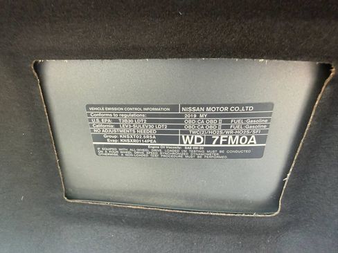 Used 2019 Nissan Rogue SV FWD image 28