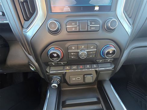 Used 2021 Chevrolet Silverado 1500 LT Trail Boss image 20