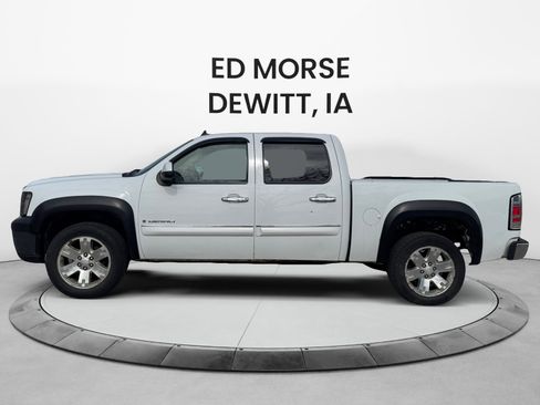 Used 2007 GMC Sierra 1500 Denali image 2