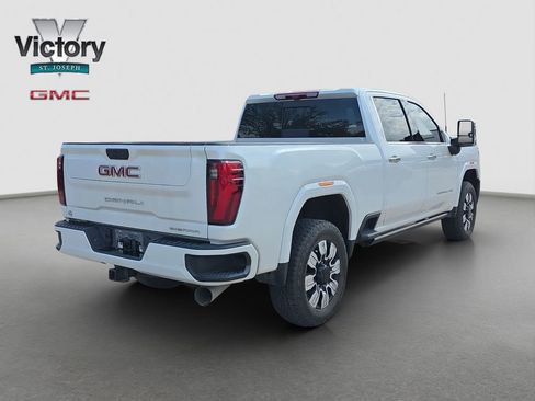 Used 2025 GMC Sierra 2500 Denali w/ Denali Reserve Package AWD/4WD image 18