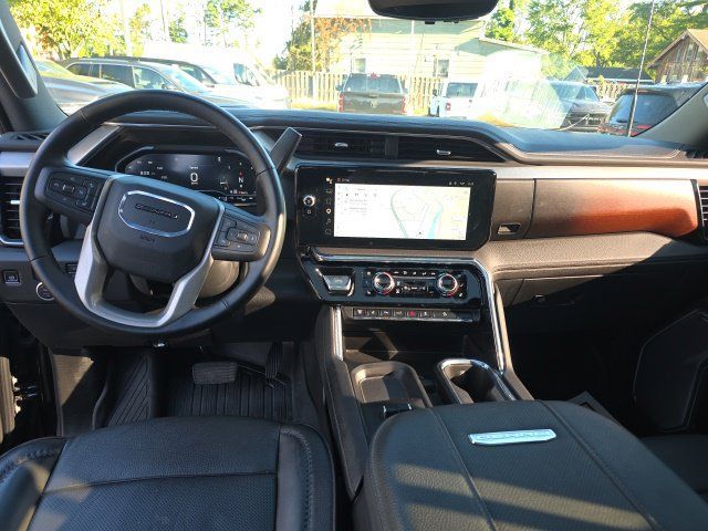 Used 2025 GMC Sierra 2500 Denali w/ Denali Reserve Package AWD/4WD image 20