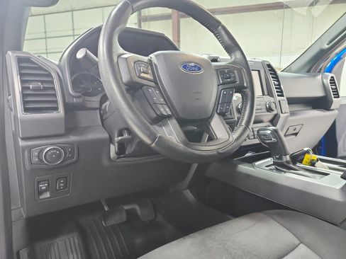 Used 2019 Ford F150 XLT w/ Equipment Group 302A Luxury AWD/4WD image 19
