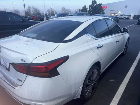 Used 2023 Nissan Altima 2.5 SL image 4