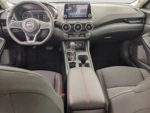 Certified 2025 Nissan Sentra SR image 13