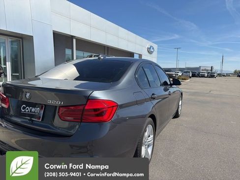 Used 2016 BMW 328i xDrive Sedan image 3