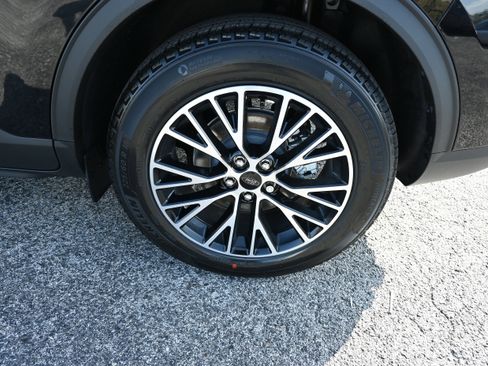 New 2026 Ford Escape SE w/ PHEV Premium Package image 13