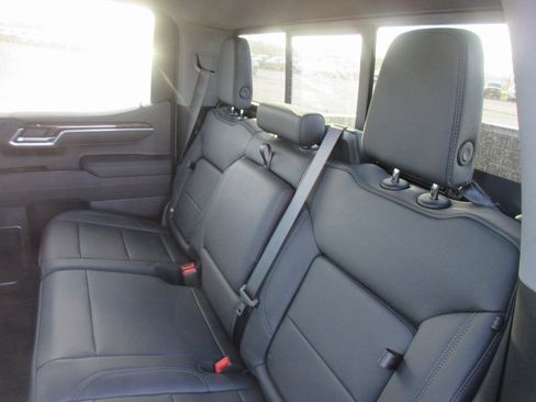 New 2026 GMC Sierra 1500 Elevation w/ Elevation Premium Package AWD/4WD image 15