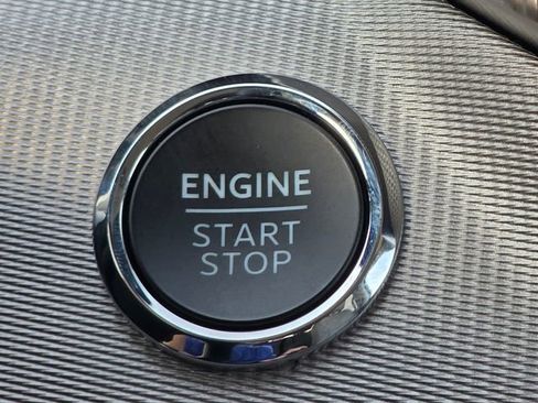 Certified 2025 Ford Explorer Active w/ Active Comfort Package image 14