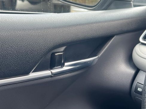 Used 2022 Toyota Camry LE image 23