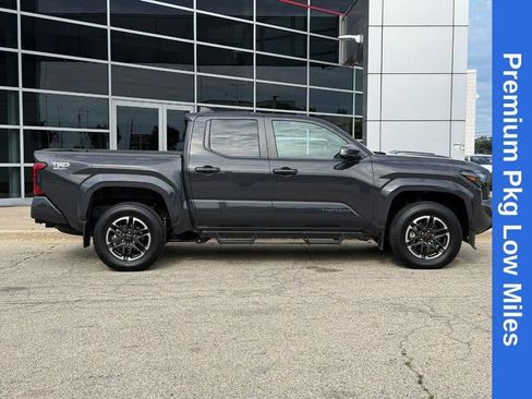 Used 2024 Toyota Tacoma TRD Sport w/ TRD Sport Premium Package AWD/4WD image 2