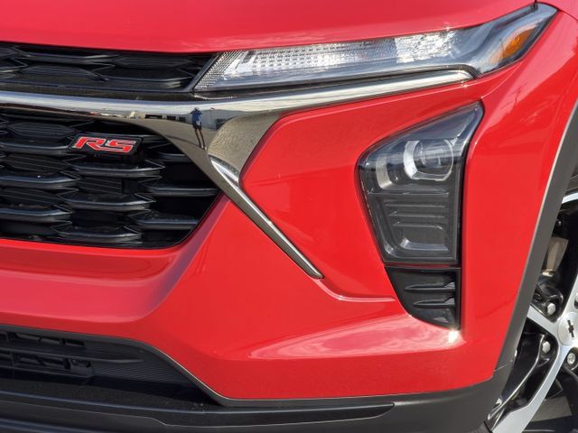 New 2026 Chevrolet Trax RS w/ Sunroof Package FWD image 9