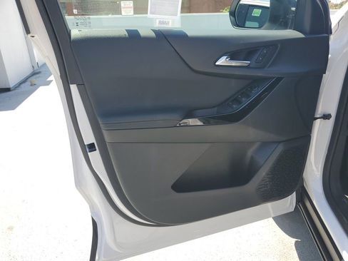 New 2026 Chevrolet Equinox LT w/ Midnight Edition image 19