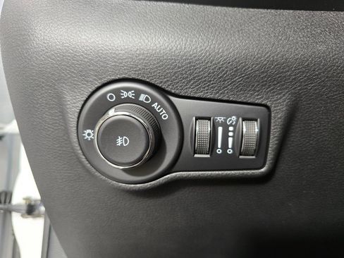 New 2026 Jeep Compass Latitude AWD/4WD image 25