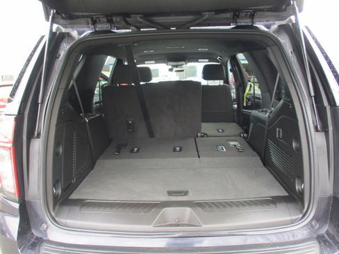 Used 2023 Chevrolet Tahoe LS image 13