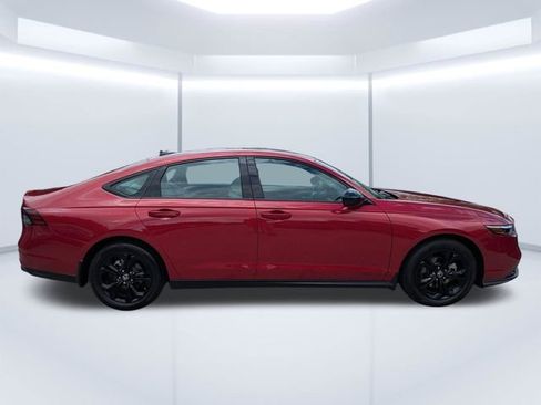 Used 2025 Honda Accord SE image 3