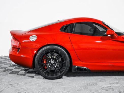 Used 2015 Dodge Viper w/ Quick Order Package 22J GT image 2