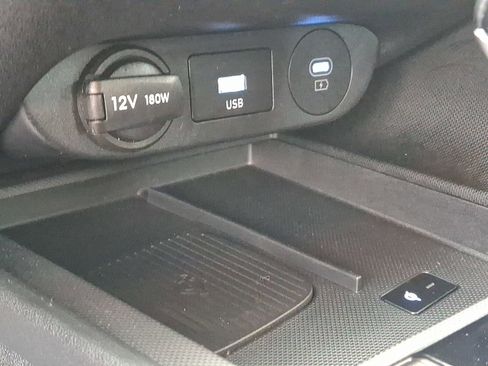 Certified 2025 Hyundai Elantra Sport image 24