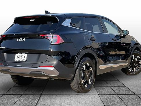 Used 2026 Kia Sportage LX FWD image 12