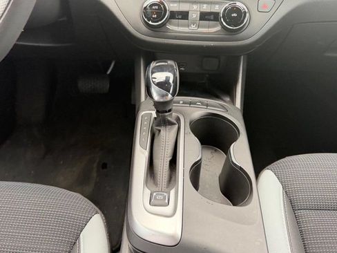 Used 2025 Buick Envista Preferred w/ Convenience II Package FWD image 15