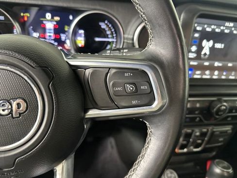 Used 2023 Jeep Wrangler Unlimited Sahara w/ Cold Weather Group image 16