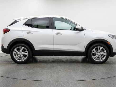 Used 2025 Buick Encore GX Preferred FWD image 11