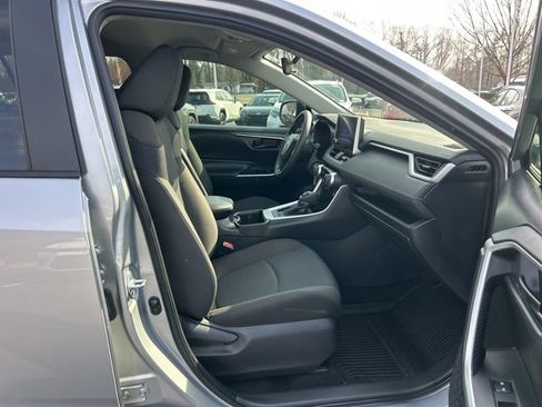 Used 2025 Toyota RAV4 LE image 15