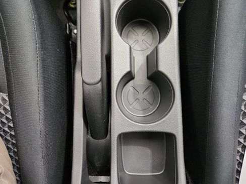 Used 2023 Nissan Versa S w/ Trunk Package image 23