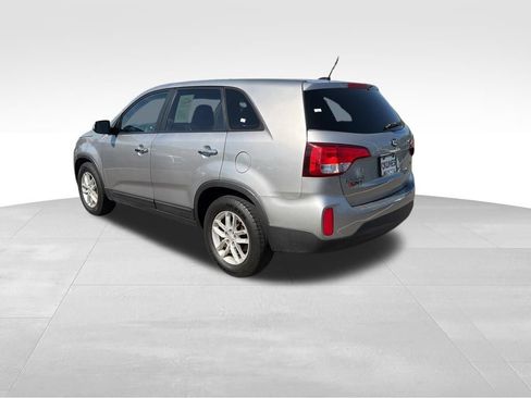 Used 2015 Kia Sorento LX FWD image 6