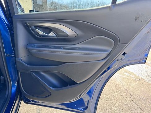 Used 2022 GMC Terrain SLE w/ Driver Convenience Package image 25