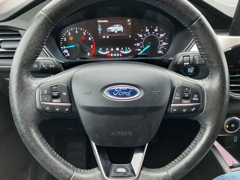 Used 2020 Ford Escape SEL image 16
