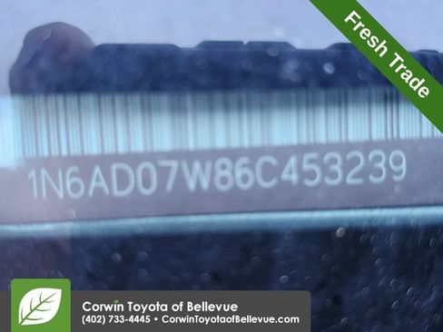 Used 2006 Nissan Frontier SE w/ (P01) Power Pkg AWD/4WD image 9