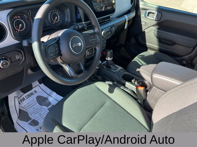 Certified 2026 Jeep Gladiator Sport AWD/4WD image 15