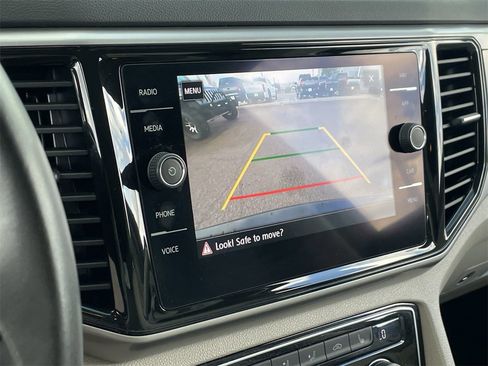 Used 2020 Volkswagen Atlas SEL image 25