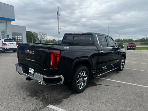 Used 2024 GMC Sierra 1500 SLT w/ SLT Premium Plus Package AWD/4WD image 3