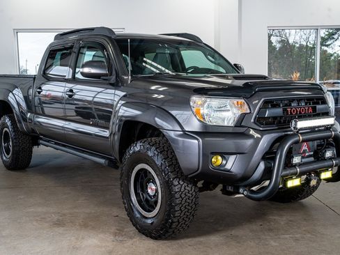 Used 2014 Toyota Tacoma 4x4 Double Cab image 4