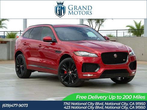 Used 2019 Jaguar F-PACE S image 1