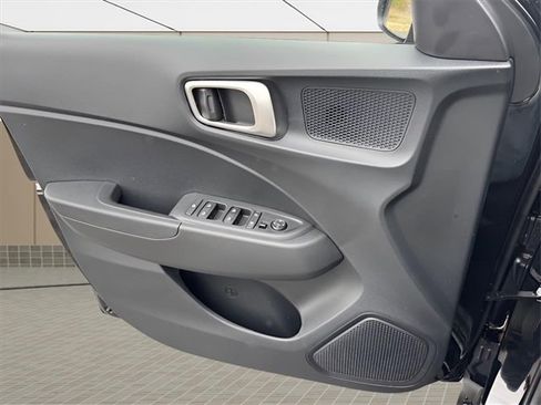 New 2026 Hyundai Venue SEL image 15