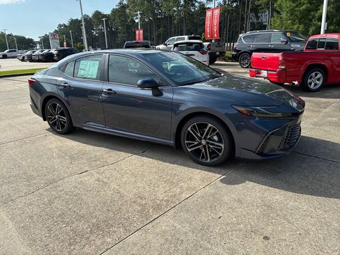 New 2026 Toyota Camry XSE FWD image 9