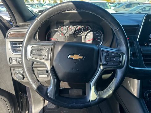 Used 2021 Chevrolet Suburban LT w/ LT Signature Package image 50