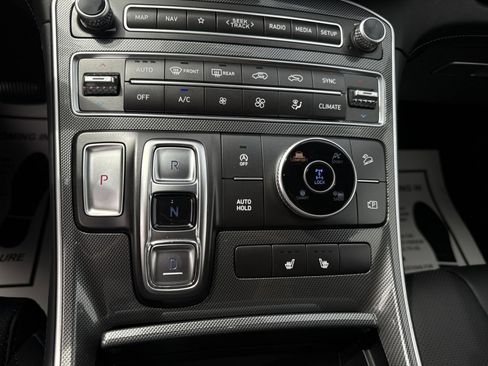 Certified 2023 Hyundai Santa Fe SEL w/ Premium Package AWD/4WD image 20