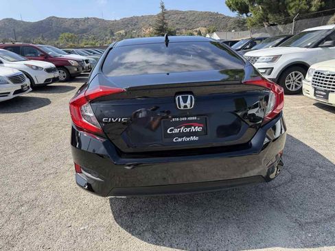 Used 2017 Honda Civic EX-T image 5