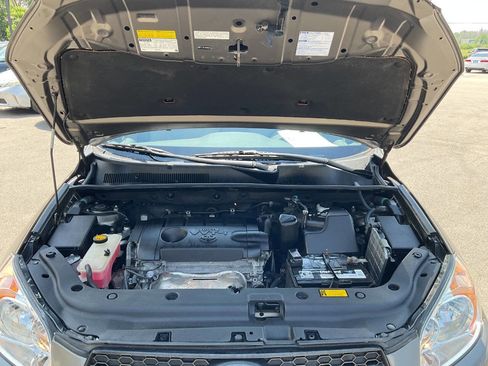 Used 2012 Toyota RAV4 4WD w/ Value Pkg image 44