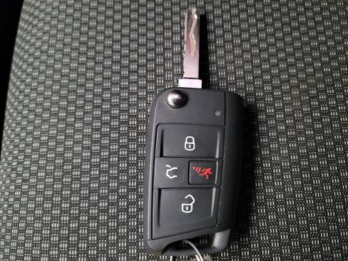 Used 2019 Volkswagen Jetta S w/ Driver Assistance Package image 32