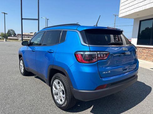 Used 2024 Jeep Compass Latitude AWD/4WD image 7