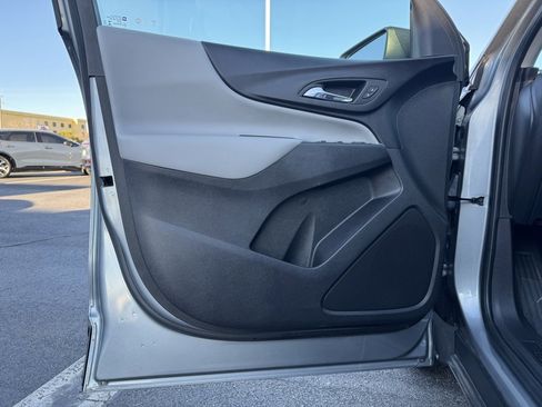 Used 2023 Chevrolet Equinox LS w/ Driver Confidence II Package image 12