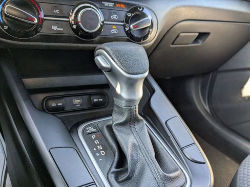 Used 2024 Kia Soul LX w/ Option Group 015 image 18