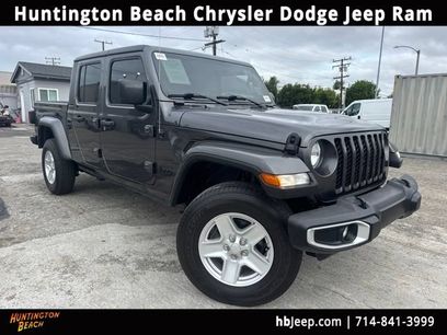 Used 2022 Jeep Gladiator Sport