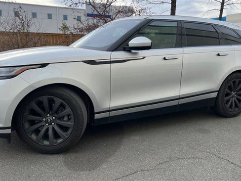 Used 2018 Land Rover Range Rover Velar S AWD/4WD image 9